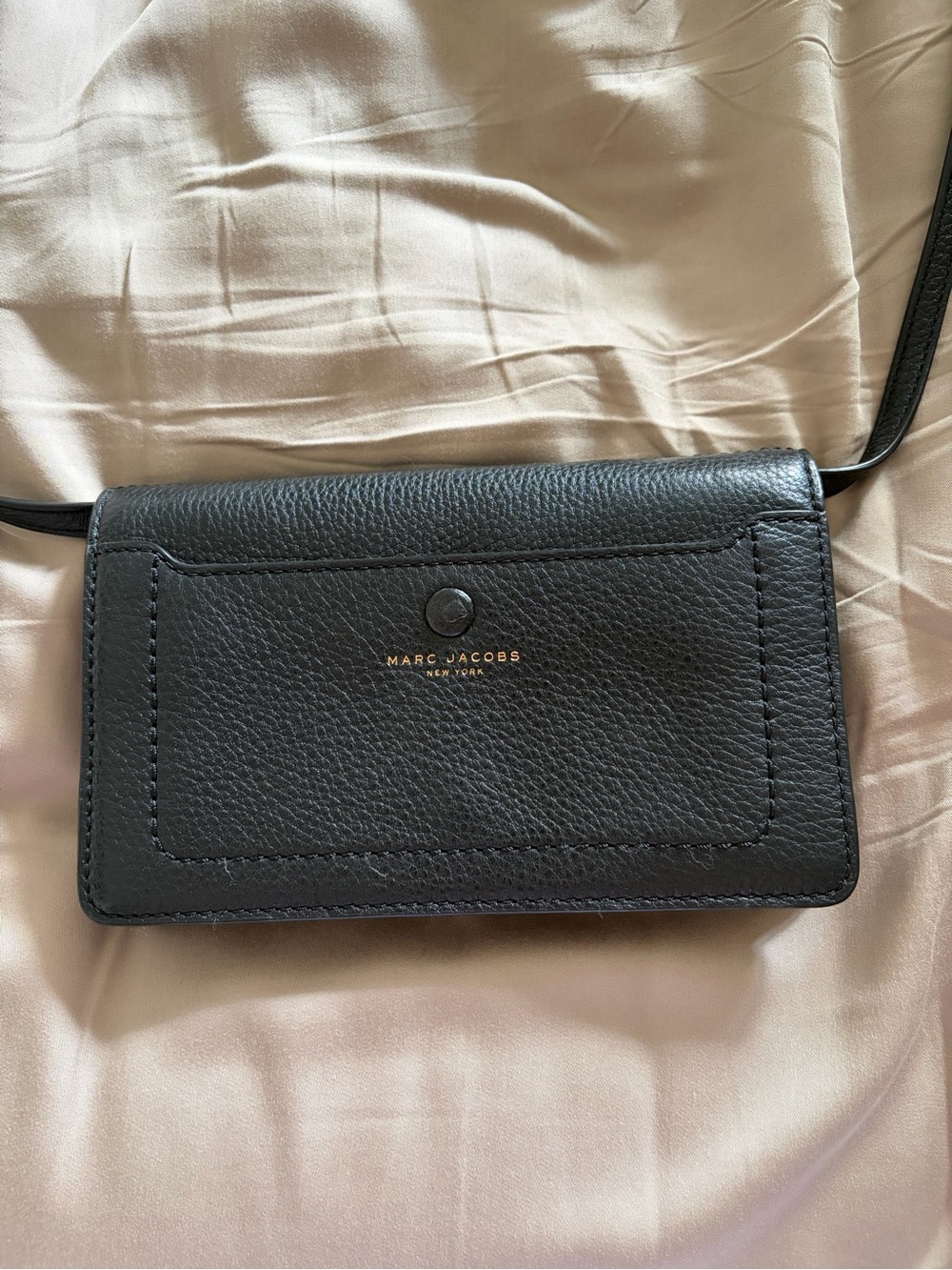 Marc Jacobs Black Pebbled Leather Crossbody Wallet